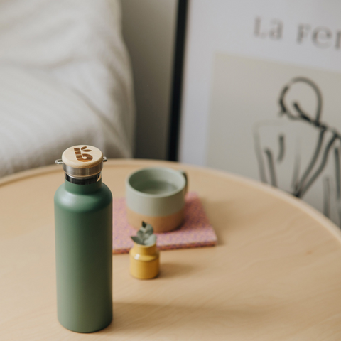 Bouteille isotherme en acier inoxydable (couleur vert sauge) - 2