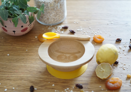 Cap Bambou -- Set de repas bébé bambou + silicone jaune (bol + cuillère)