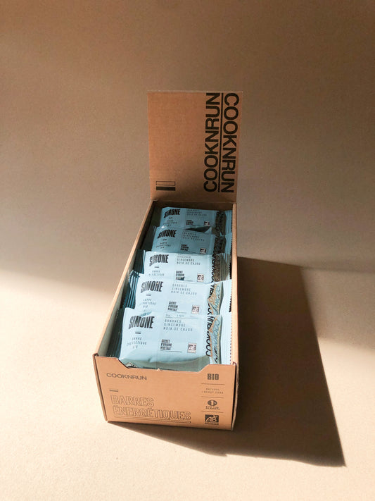 Cook'n Run -- Présentoir de 20 barres compostables bio simone (banane cajou gingembre) - 20 x 50 g